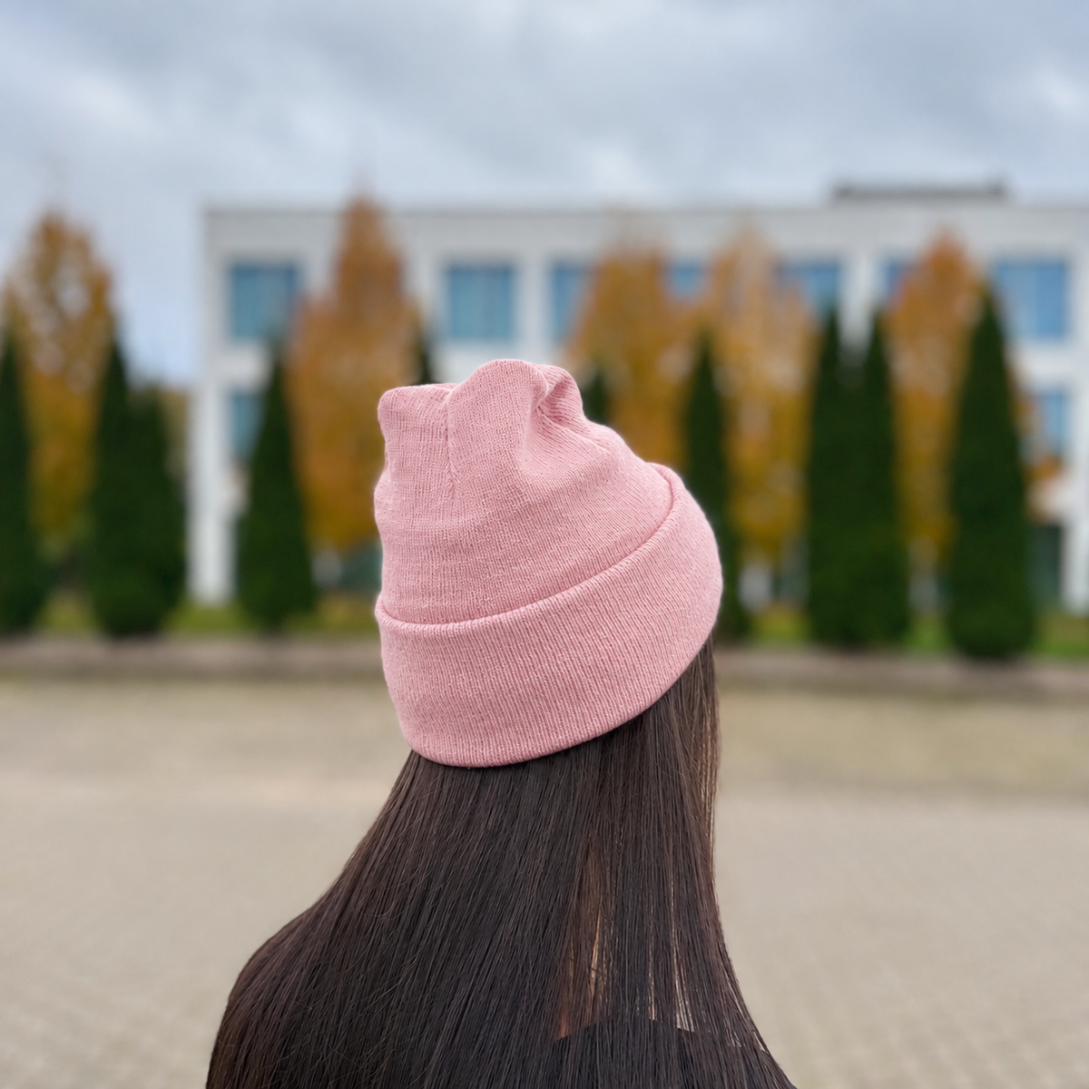 Satia - czapka z satynową podszewką